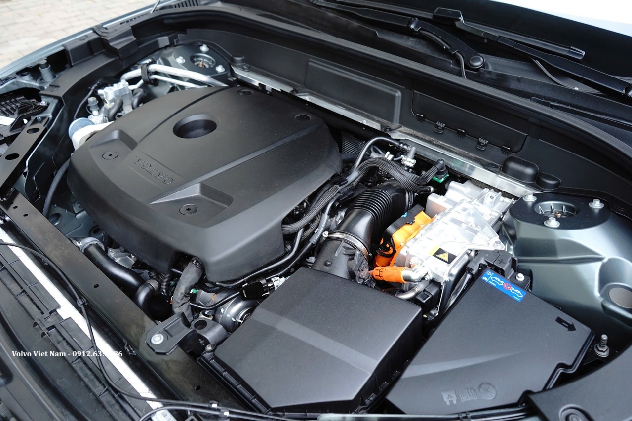 volvo-xc60-plug-in-hybrid-2026 volvo xc60 khoang động cơ