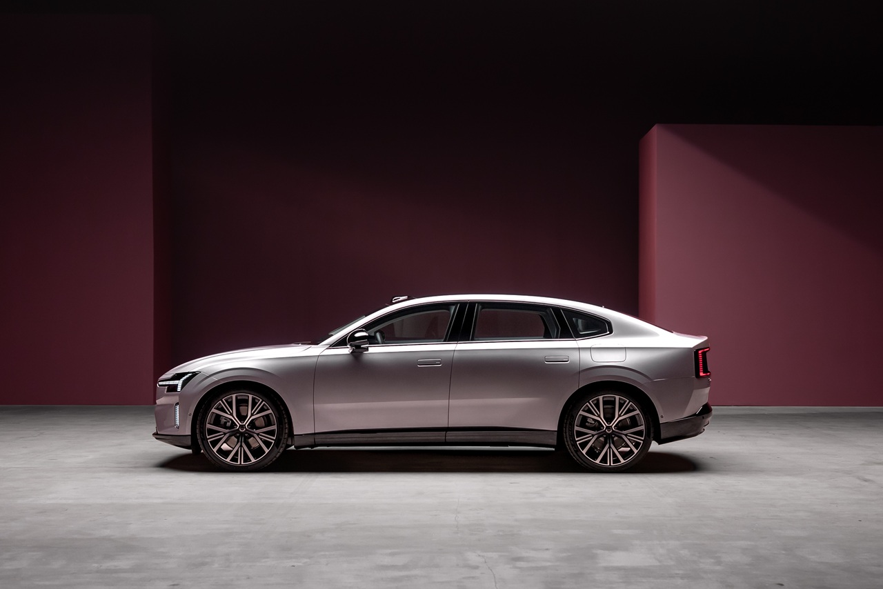 Volvo es90 ultra 2026